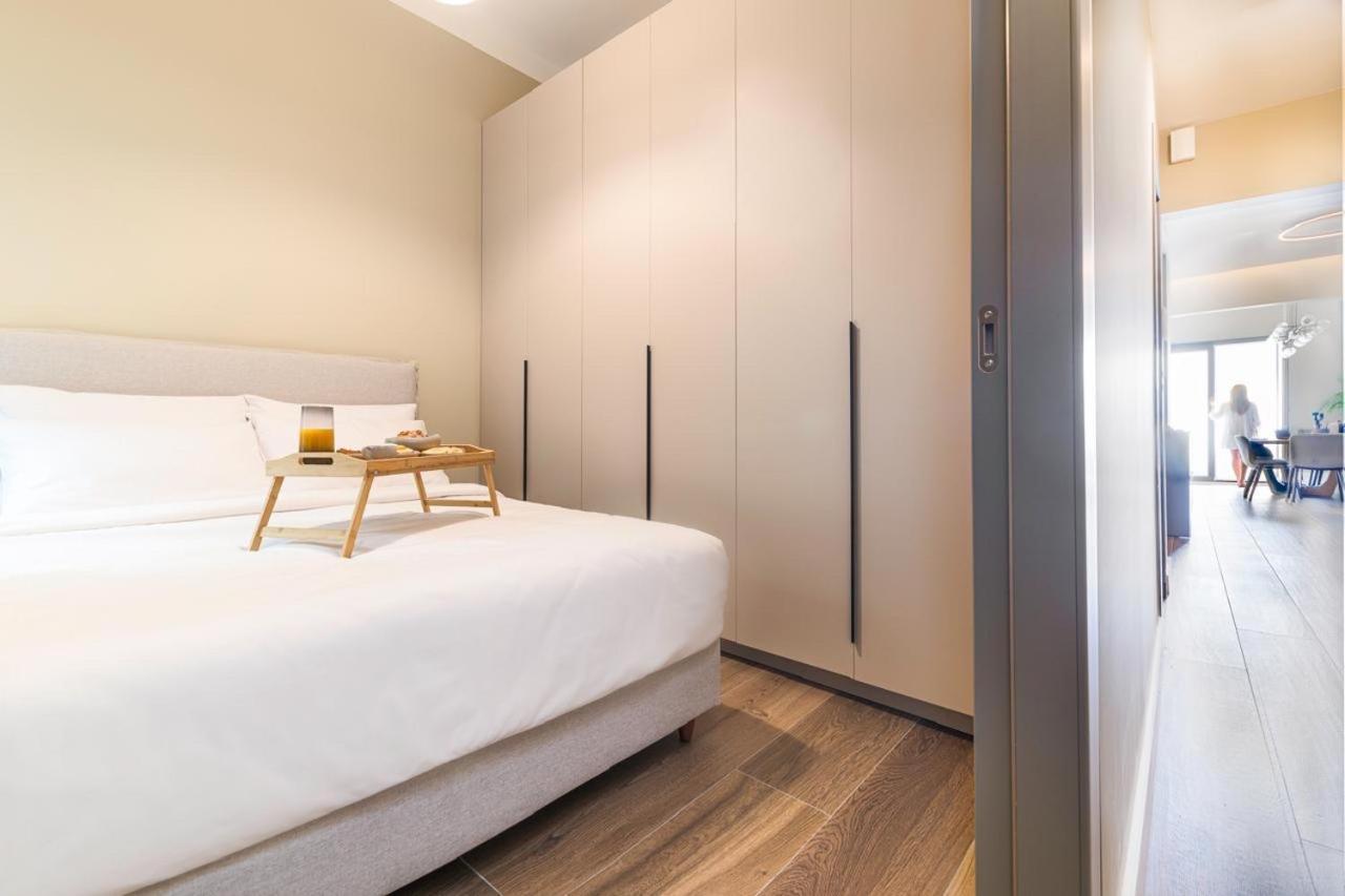 Iconic Salonica Suite Seafront Bagian luar foto