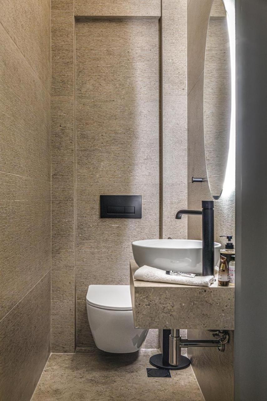 Iconic Salonica Suite Seafront Bagian luar foto