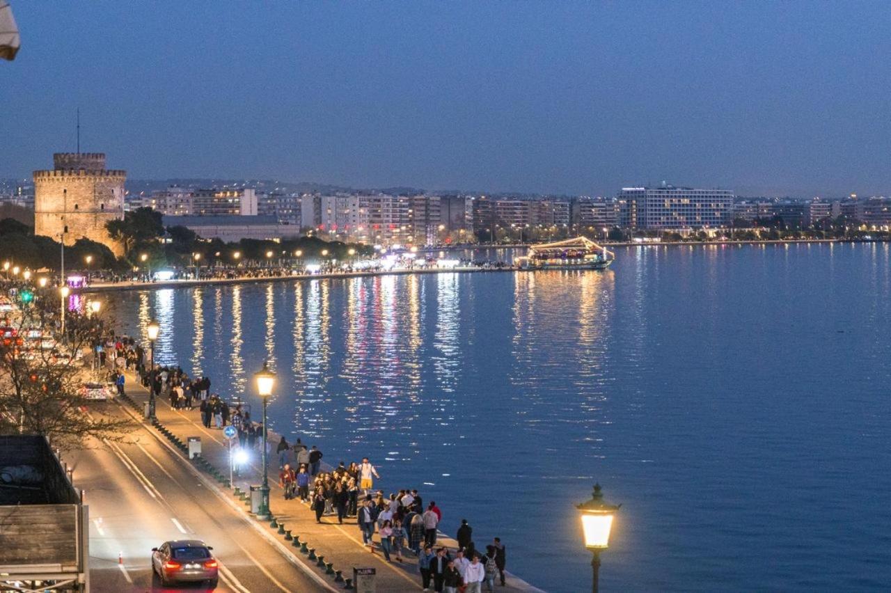 Iconic Salonica Suite Seafront Bagian luar foto